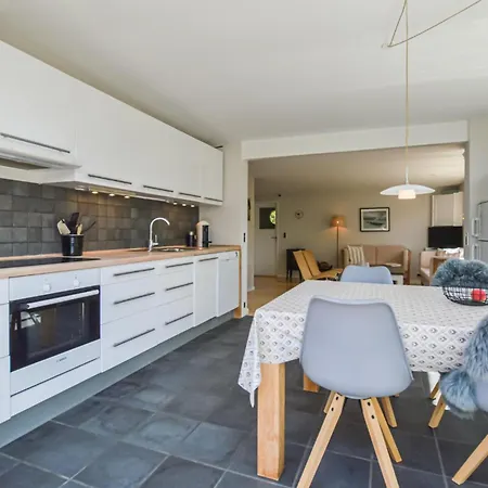 Coras Holiday home *