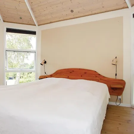 Holiday home Coras Farevejle